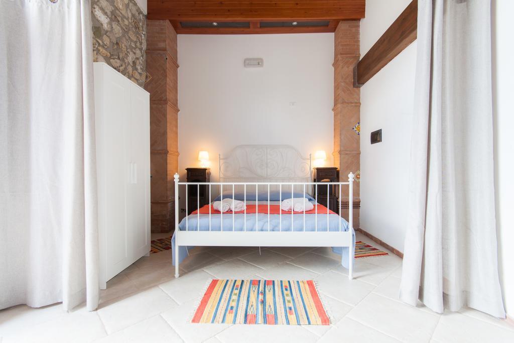 Antico Casale Siciliano Guest House Balata di Baida Eksteriør bilde