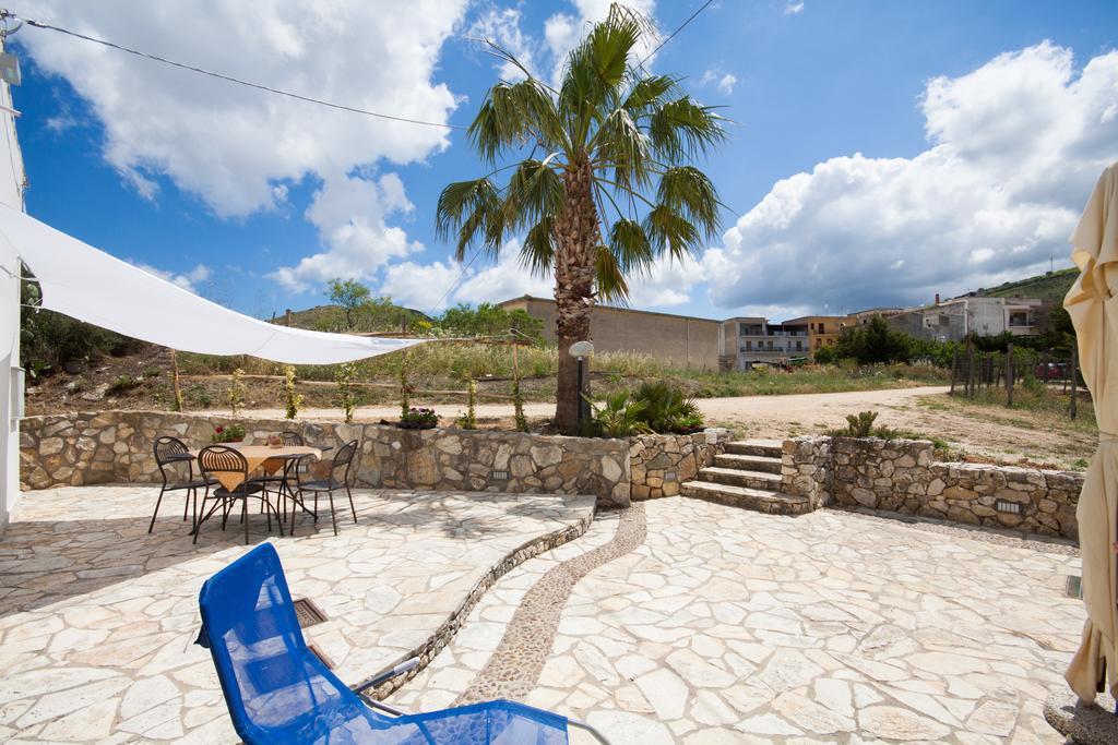 Antico Casale Siciliano Guest House Balata di Baida Eksteriør bilde