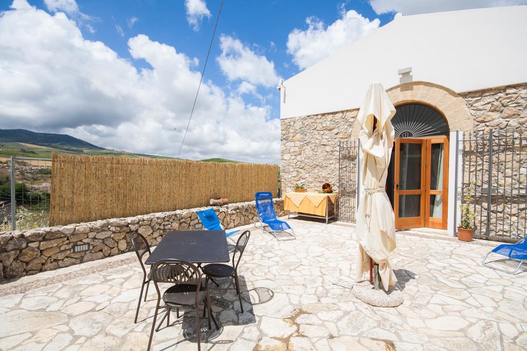 Antico Casale Siciliano Guest House Balata di Baida Eksteriør bilde